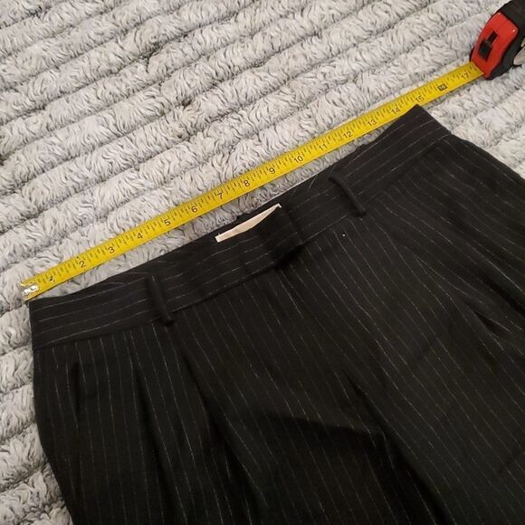 Black and white pinstripe pleated Michael Kors pants size 4. - Picture 8 of 11